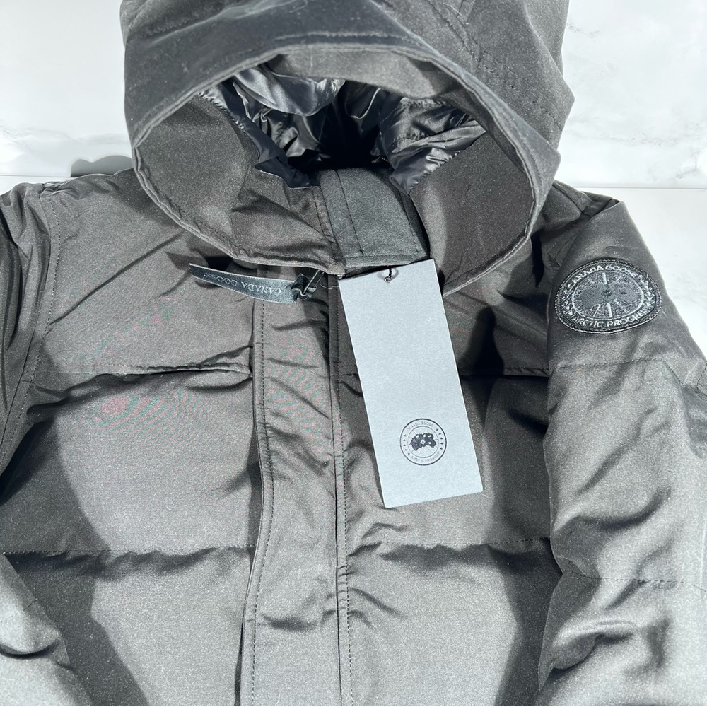 Canada Goose Macmillan Monochrome Black Label Parka - Picture 4 of 16